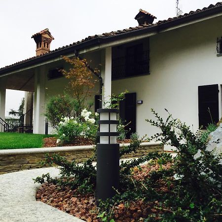 Locanda Rabaya' Barbaresco Exterior photo